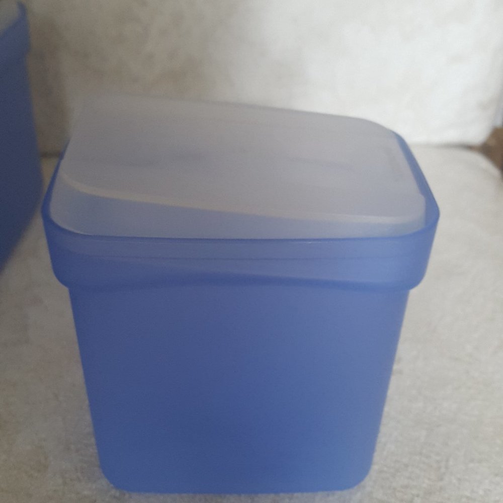 Tupperware Swing Box Set - Picture 3 of 3